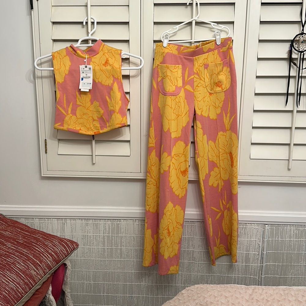 NWOT Zara 70s Inspired Two Piece